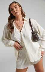 Archer Shorts - High Waisted Plisse Shorts in Cream