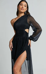 Arosa Maxi Dress - One Shoulder Long Sleeve in Black