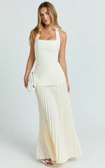Loretta Maxi Dress - Contrast Halter Neck Pleated Dress in Pastel Yellow