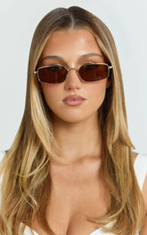 Aurelia Metal Rectangle Sunglasses in Gold/Tea