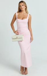 Benita Midi Dress - Scoop Neck Ruched Fitted Dress in Pink