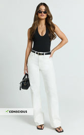 Abbie Jeans - Mid Rise Straight Leg Recycled Denim Jeans in Ecru