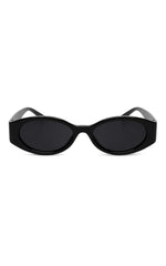 Alvia Sunglasses in Black