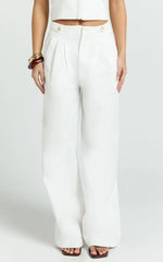 Oliver Pants - High Waist Wide Leg Pleated Pants in White