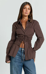 Cody Shirt - Ruched Detail Scrunch Shirt in Chocolate