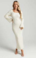 Nina knitted Maxi Dress - Scoop Neck Knitted Maxi Dress in Beige