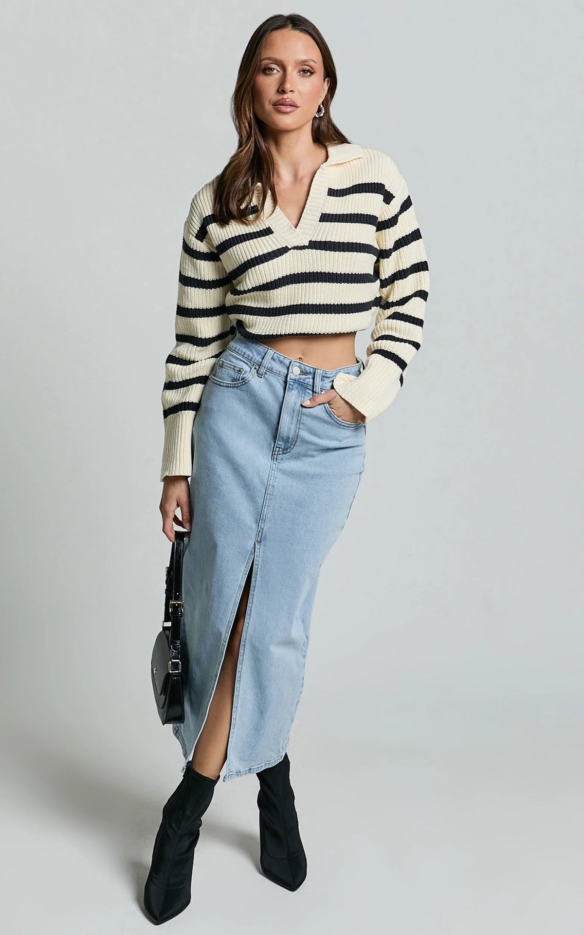 Anaya Midi Skirt - Denim Skirt in Light Blue Wash