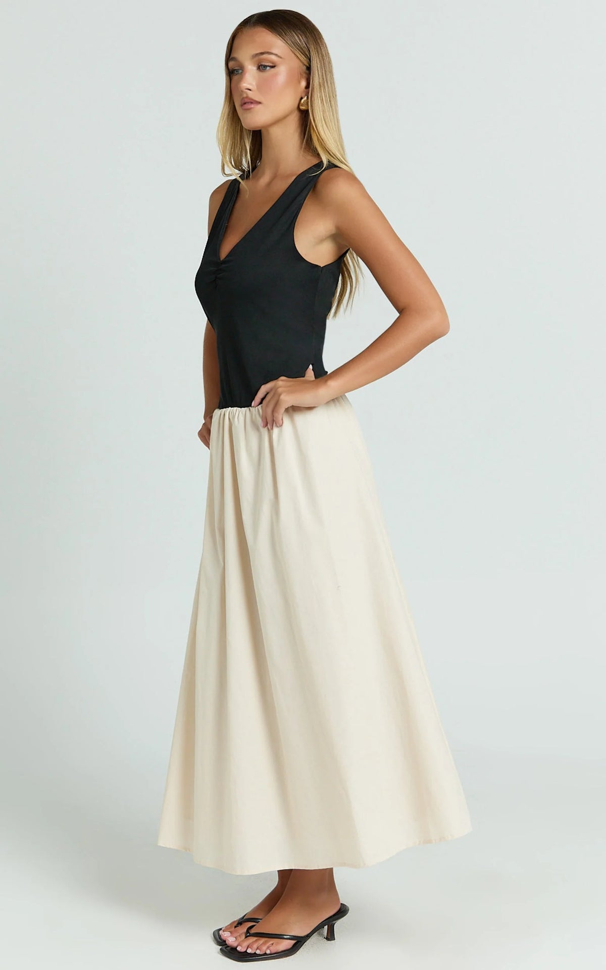 Hermi Midi Dress - Ribbed Bodice V Neck Dress in Cream